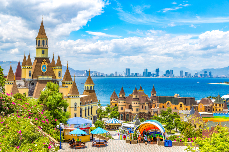 Lựa chọn Nha Trang - Việt Nam làm địa điểm du lịch nghỉ dưỡng cho cả nhà. 